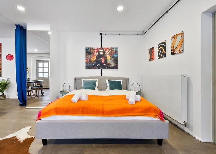 4ty3 - Townhouse Loft Is Calling *